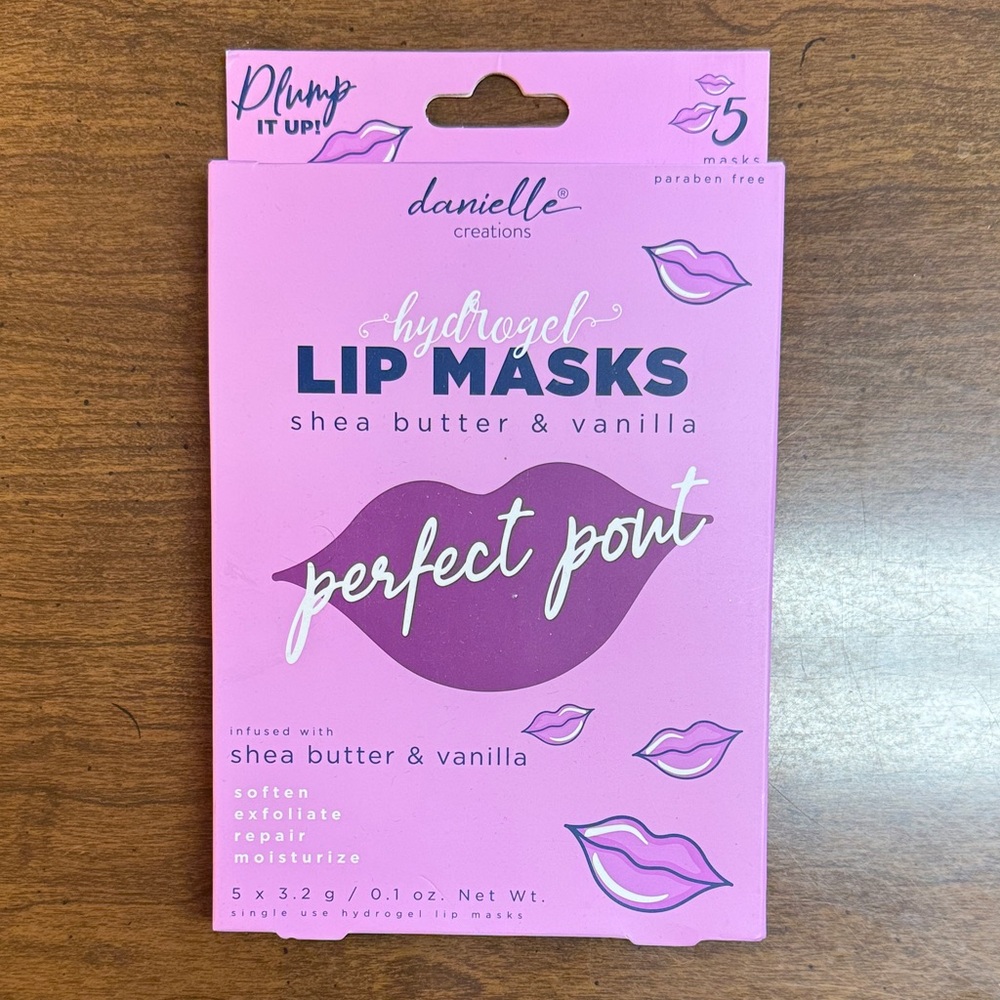 NWOT Danielle Creations Perfect Pout Hydrogel Lip Masks - Pink
